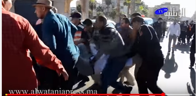 نايضة في المحمدية …اعتقال 13 نقابيا وحجز 39 سيارة أجرة