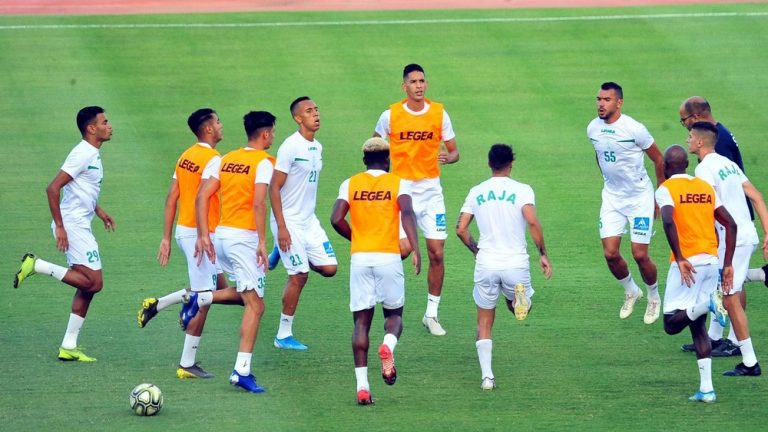 الرجاء يعود إلى التداريب اليوم استعدادا ليوسفية برشيد بـ «دونور»