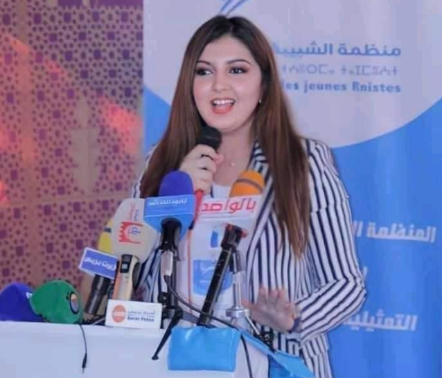 التجمعية منال بنصالح تثير غضب المغاربة بعد وصفهم بـ”الكلاب”