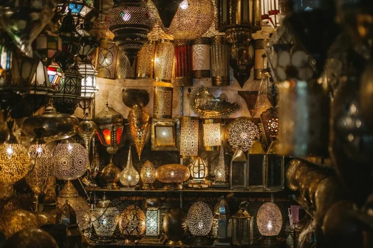 الوجهات الجديدة لعشاق الطبيعة: سياحة بيئية مستدامة