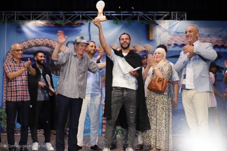 عبدالمغيث ابراهيمي يُتوّج بلقب أفضل كوميدي شاب في مهرجان بنسليمان 2025